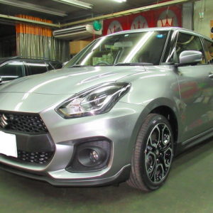 SUZUKI スズキ スイフトスポーツ MT（4BA-ZC33S）磨き＆ガラス