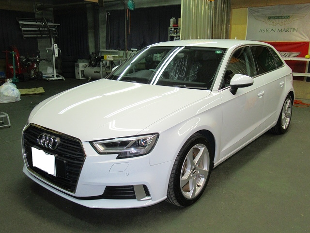 Audi　アウディ　A3スポーツバック　1.4 TFSI スポーツ（8VCXS）